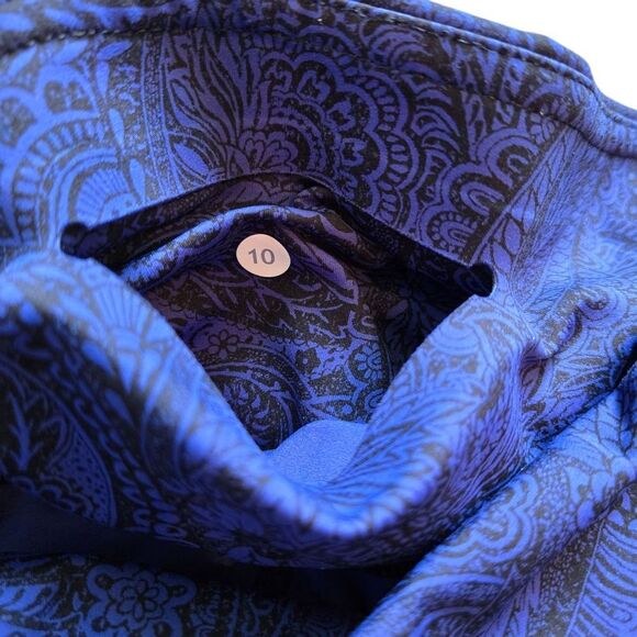 Lululemon Like Nothing 7/8 Tight - Antique Paisley Sapphire Blue Black - Picture 9 of 11